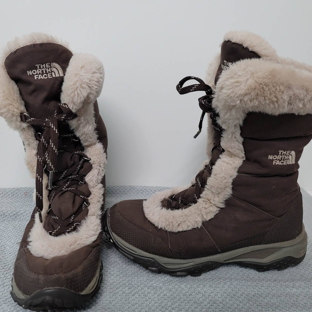 The North Face Women's Quilted Nylon Snow Boots